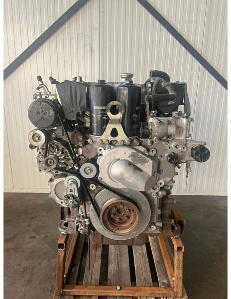 Liebherr A904 Li/A904C Li/R904/R904C - Moteur: photos 5 Liebherr A904 Li/A904C Li/R904/R904C - Moteur: photos 5