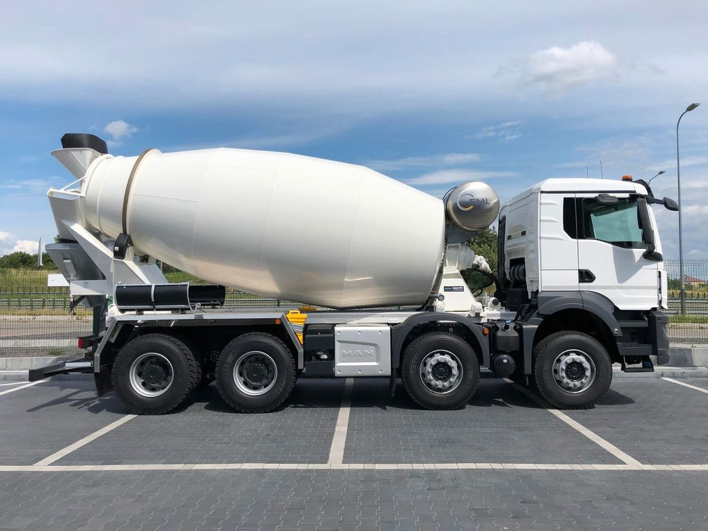MAN TGS 35.440 8X4 GSR FML 9 M3 - Camion malaxeur: photos 4 MAN TGS 35.440 8X4 GSR FML 9 M3 - Camion malaxeur: photos 4