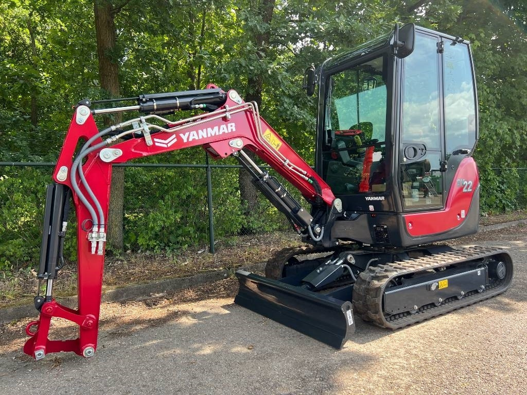 Yanmar SV 22 UNUSED (not cat 301.8) - Mini pelle: photos 1 Yanmar SV 22 UNUSED (not cat 301.8) - Mini pelle: photos 1