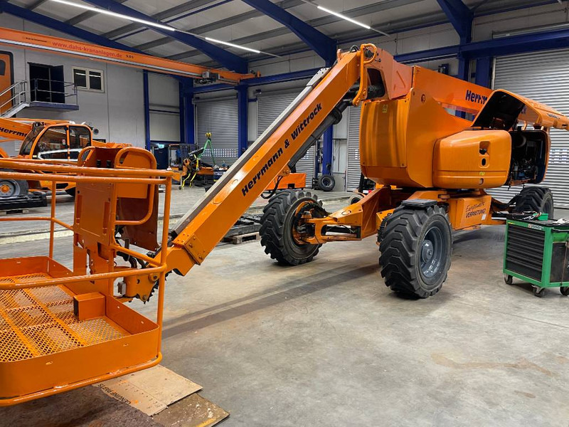 Genie Z 135/70 - Nacelle articulée: photos 2 Genie Z 135/70 - Nacelle articulée: photos 2