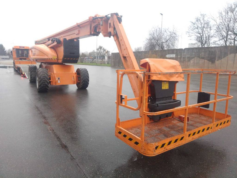 JLG 1350 AJP - Nacelle articulée: photos 1 JLG 1350 AJP - Nacelle articulée: photos 1