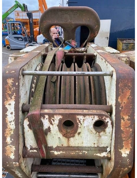 Terex Demag 160t hook block 5-sheave CC2800 / TC2800 - Grue auxiliaire pour Engins de chantier: photos 2 Terex Demag 160t hook block 5-sheave CC2800 / TC2800 - Grue auxiliaire pour Engins de chantier: photos 2