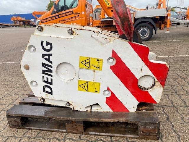 Terex Demag 80t hook block 3-sheaves, 21mm - Grue auxiliaire pour Engins de chantier: photos 2 Terex Demag 80t hook block 3-sheaves, 21mm - Grue auxiliaire pour Engins de chantier: photos 2
