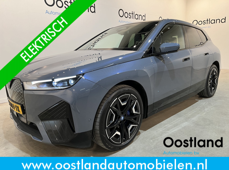 SUV BMW iX xDrive40 High Executive 77 kWh / Luchtvering / Pano / Harman Kardon / Trekhaak / Sportpakket / 27.750 KM !!: photos 1