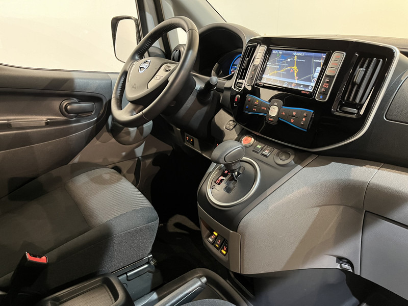 Nissan E-NV200 Business 40 kWh / 100% elektrisch !! / Airco / Cruise Control / Camera / Navigatie / 9.800 KM !! / BPM VRIJ !! - Fourgonnette, Utilitaire électrique: photos 3 Nissan E-NV200 Business 40 kWh / 100% elektrisch !! / Airco / Cruise Control / Camera / Navigatie / 9.800 KM !! / BPM VRIJ !! - Fourgonnette, Utilitaire électrique: photos 3