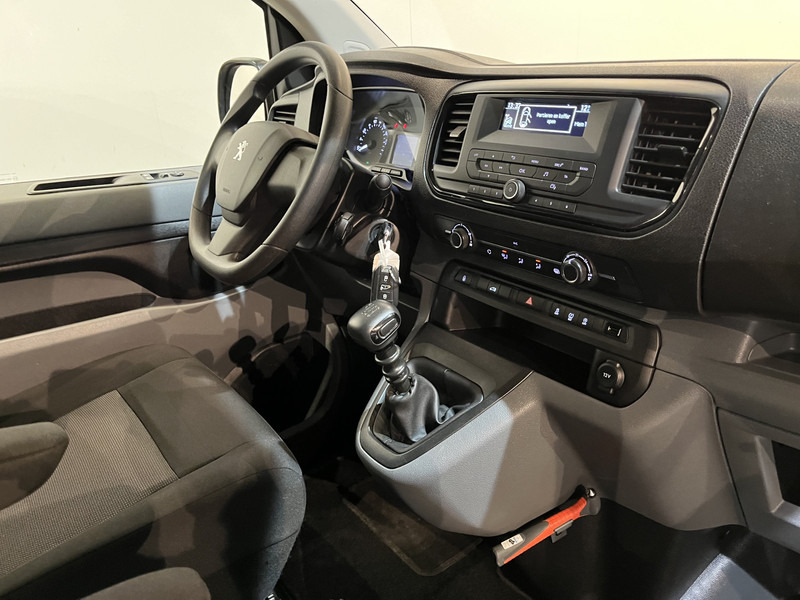 Peugeot Expert 1.5 BlueHDI L2 Premium / Euro 6 / Airco / Cruise Control / Trekhaak / PDC / 76.000 KM !! - Fourgonnette: photos 3 Peugeot Expert 1.5 BlueHDI L2 Premium / Euro 6 / Airco / Cruise Control / Trekhaak / PDC / 76.000 KM !! - Fourgonnette: photos 3