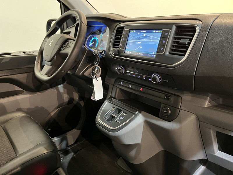Peugeot e-Expert L2 Premium 75 kWh Servicebus / Van den Born Inrichting / 100% Elektrisch / Airco / Camera / Cruise Control / Navigatie / CarPlay / 12.400 KM !! - Fourgonnette, Utilitaire électrique: photos 3 Peugeot e-Expert L2 Premium 75 kWh Servicebus / Van den Born Inrichting / 100% Elektrisch / Airco / Camera / Cruise Control / Navigatie / CarPlay / 12.400 KM !! - Fourgonnette, Utilitaire électrique: photos 3