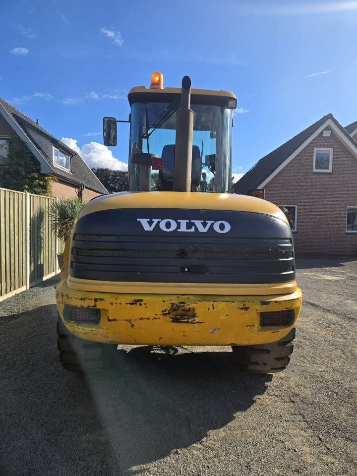 Chargeuse sur pneus Volvo L 40 B TP: photos 7 Chargeuse sur pneus Volvo L 40 B TP: photos 7