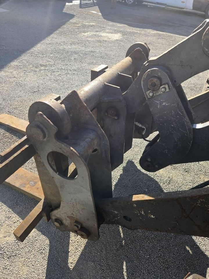 Chargeuse sur pneus Volvo L 40 B TP: photos 9 Chargeuse sur pneus Volvo L 40 B TP: photos 9