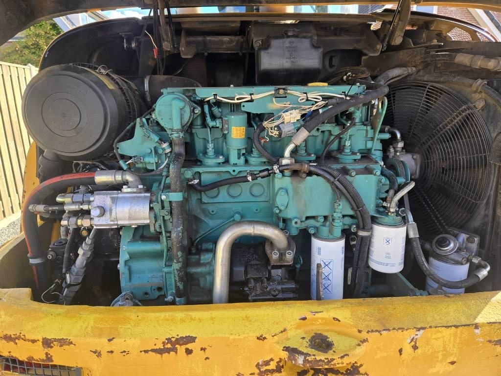 Chargeuse sur pneus Volvo L 40 B TP: photos 12 Chargeuse sur pneus Volvo L 40 B TP: photos 12