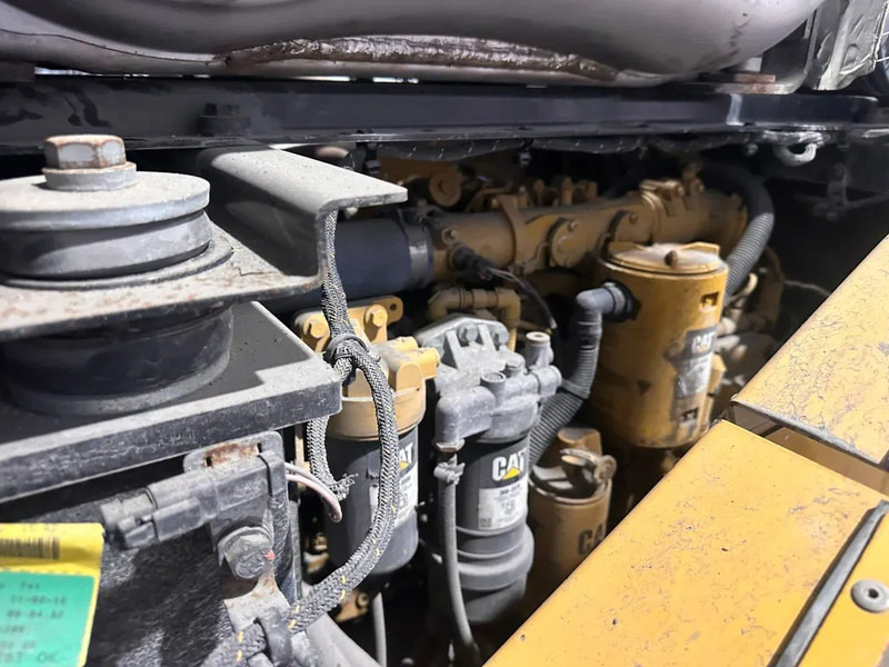 Chargeuse sur pneus Caterpillar 950M: photos 10