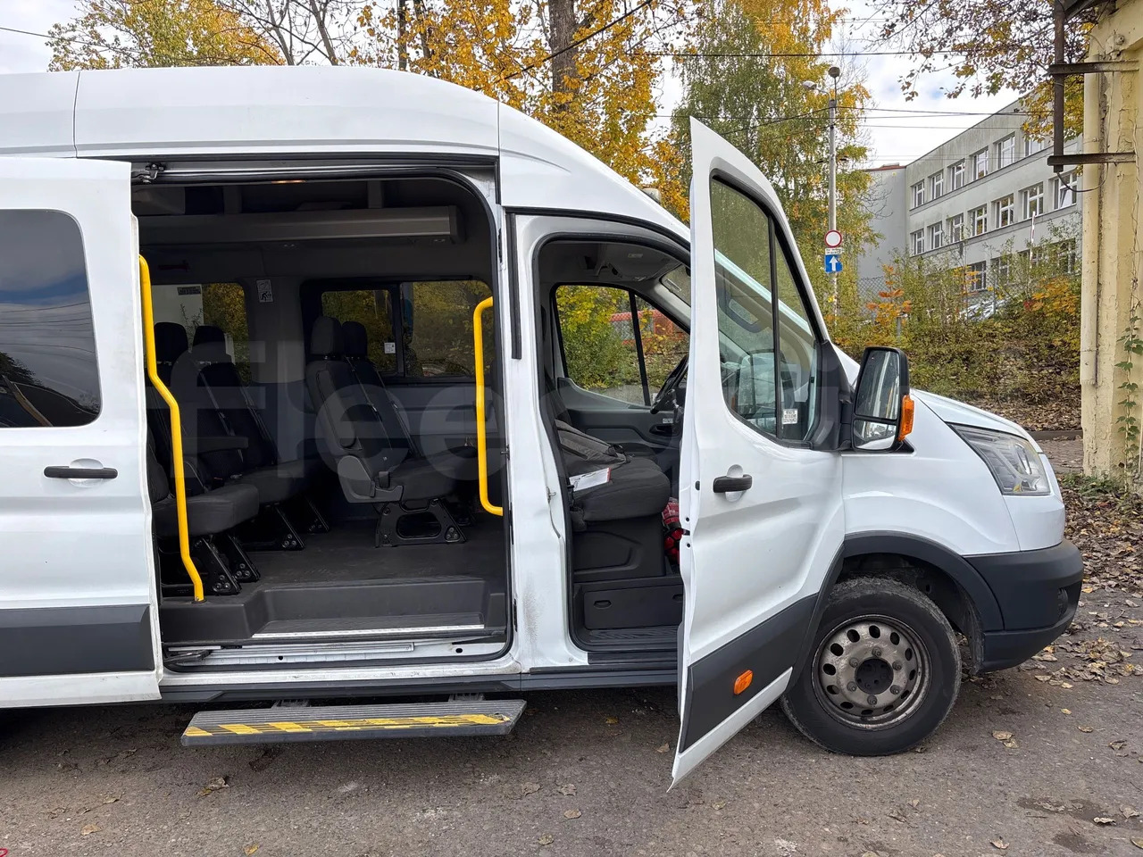 Crédit-bail de  Ford Transit Ford Transit: photos 13