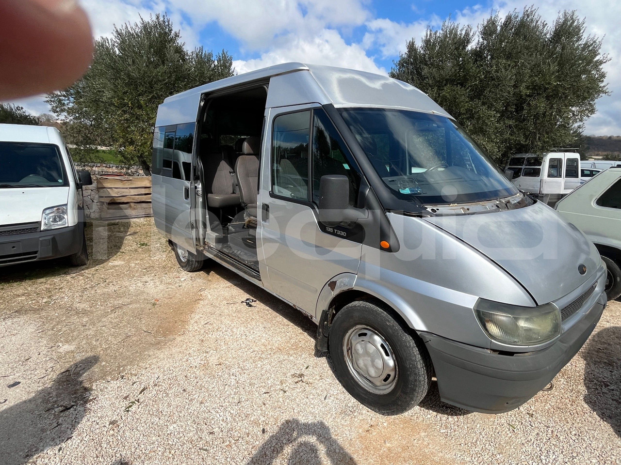 Ford Transit - Autocar: photos 1 Ford Transit - Autocar: photos 1