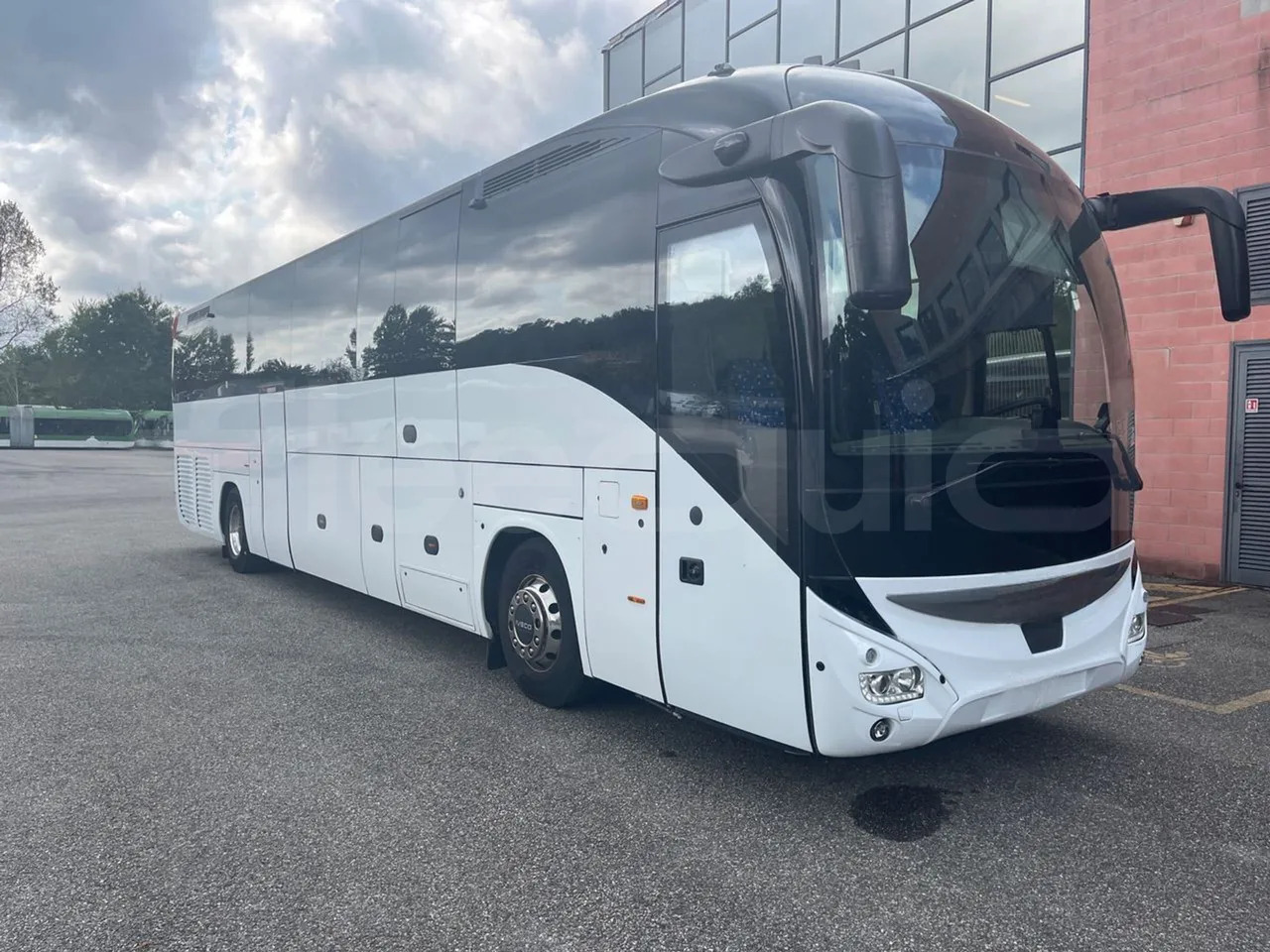 Iveco Magelys - Autocar: photos 1 Iveco Magelys - Autocar: photos 1