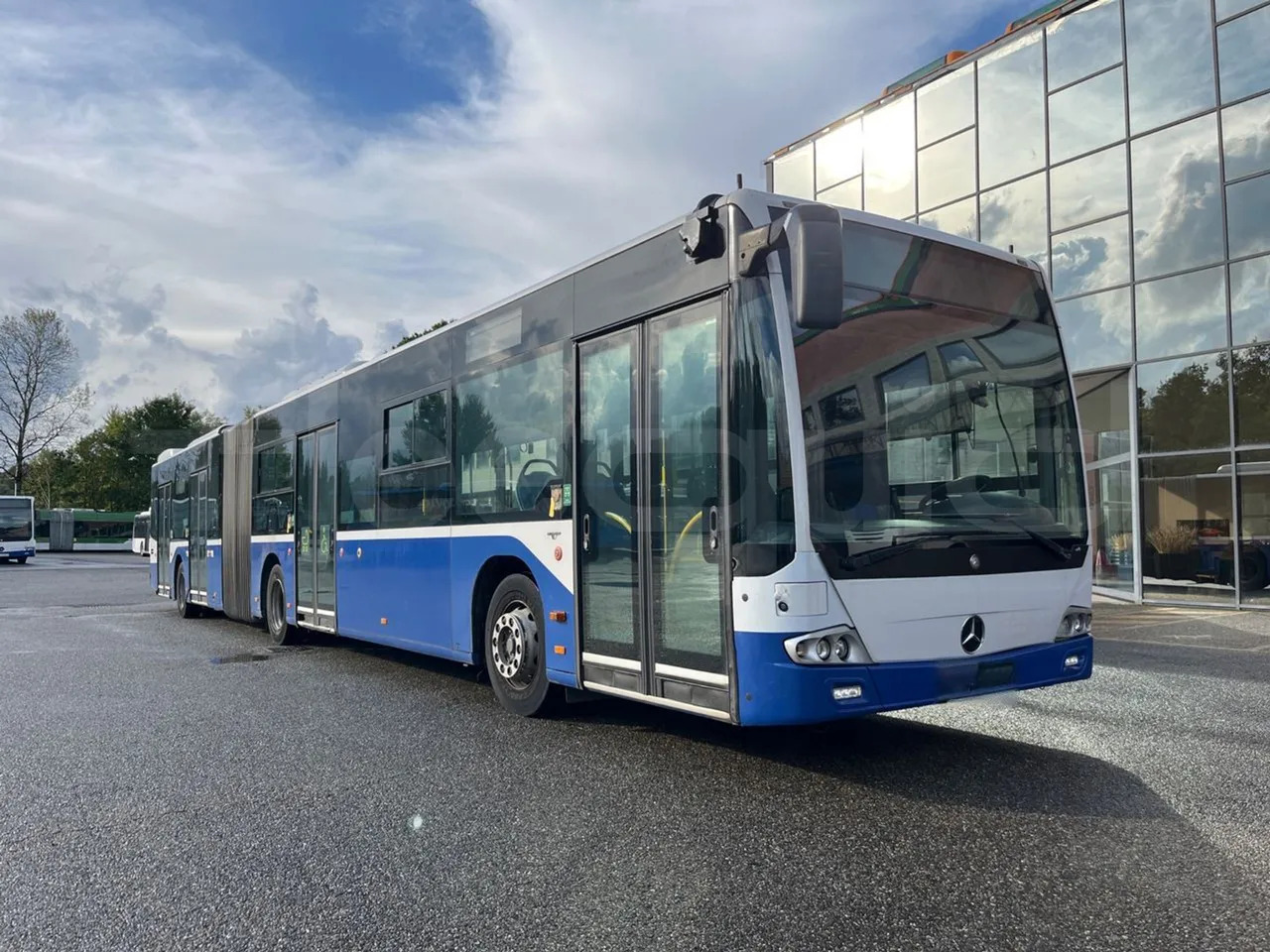 Mercedes-Benz Conecto - Bus urbain: photos 1 Mercedes-Benz Conecto - Bus urbain: photos 1