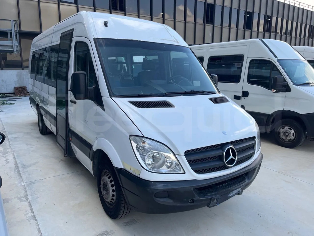 Mercedes-Benz Sprinter - Autocar: photos 1 Mercedes-Benz Sprinter - Autocar: photos 1