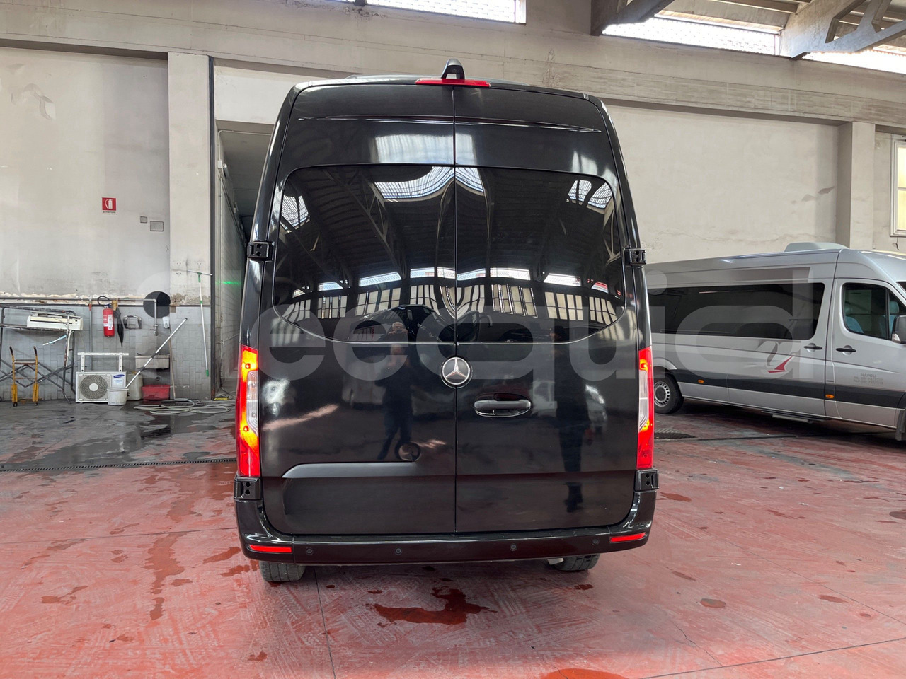 Mercedes-Benz Sprinter - Autocar: photos 5 Mercedes-Benz Sprinter - Autocar: photos 5
