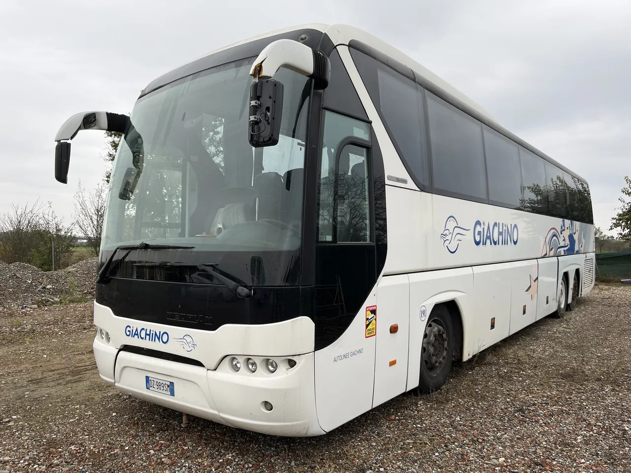 Neoplan P22 - Autocar: photos 4 Neoplan P22 - Autocar: photos 4