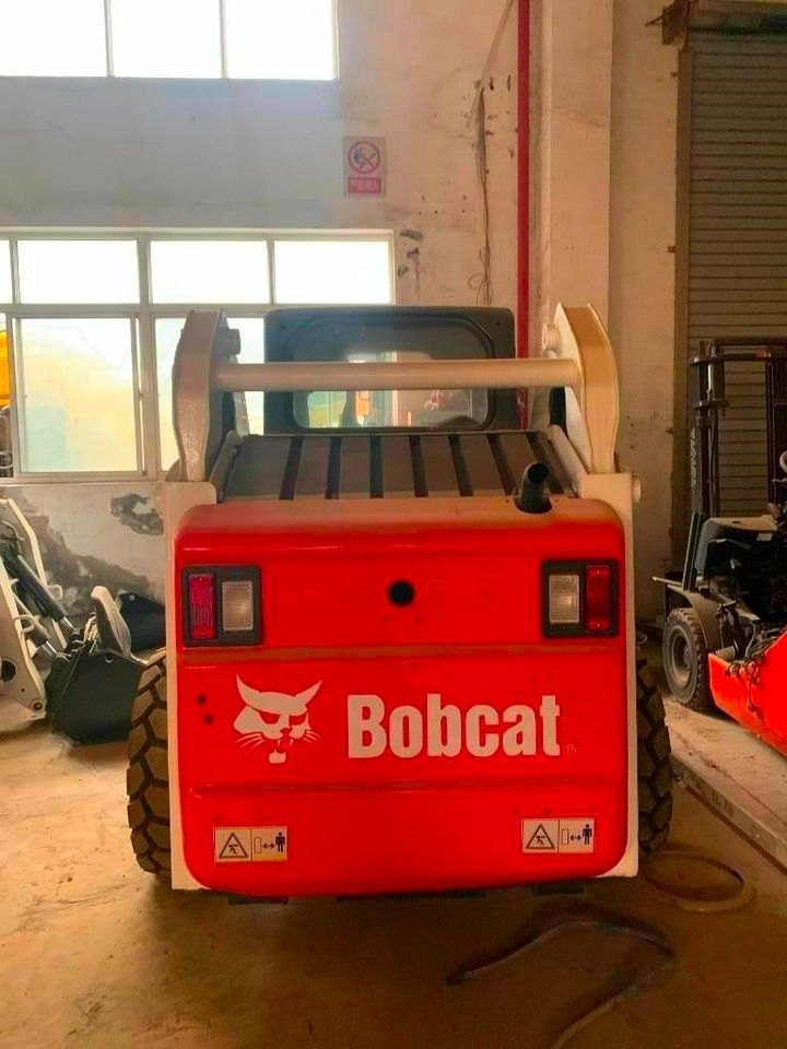 Bobcat S 185 - Mini chargeuse: photos 3 Bobcat S 185 - Mini chargeuse: photos 3