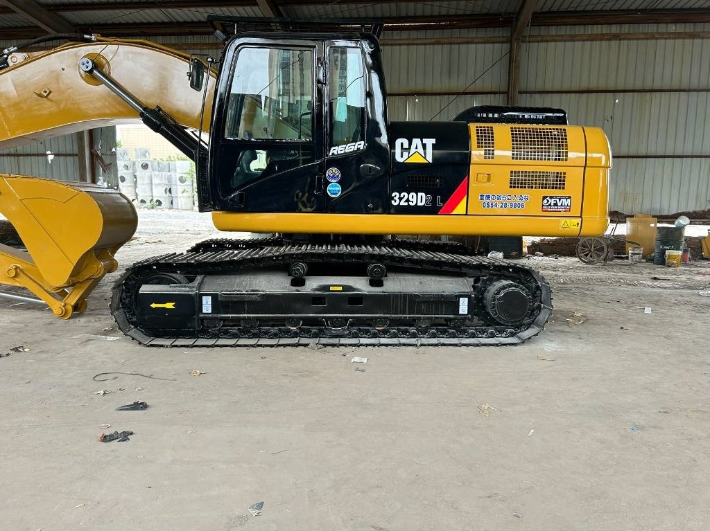 CAT 329 D - Pelle sur chenille: photos 1 CAT 329 D - Pelle sur chenille: photos 1