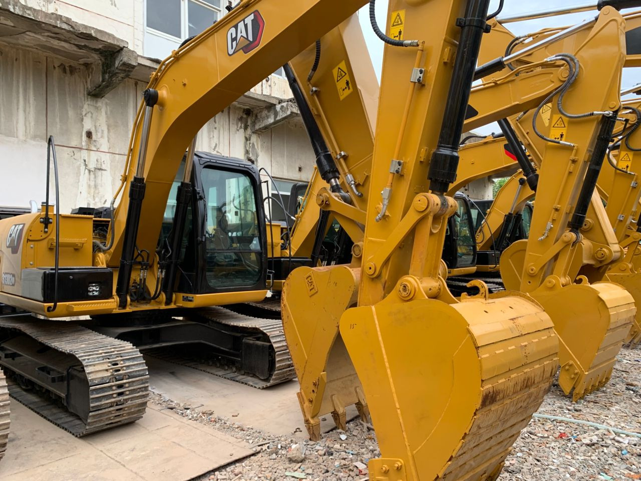 CATERPILLAR 313D2 GC - Pelle sur chenille: photos 2 CATERPILLAR 313D2 GC - Pelle sur chenille: photos 2