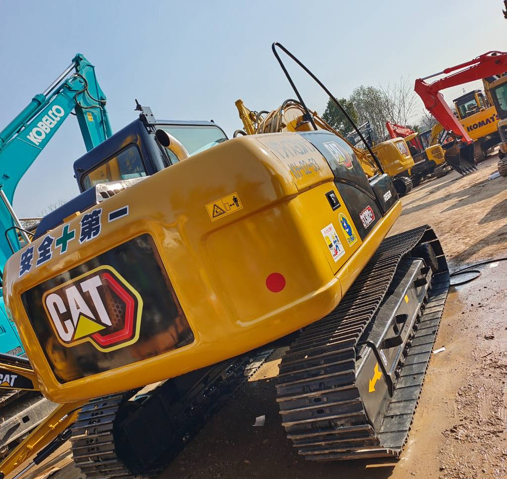 CATERPILLAR 313D2GC - Pelle sur chenille: photos 2 CATERPILLAR 313D2GC - Pelle sur chenille: photos 2