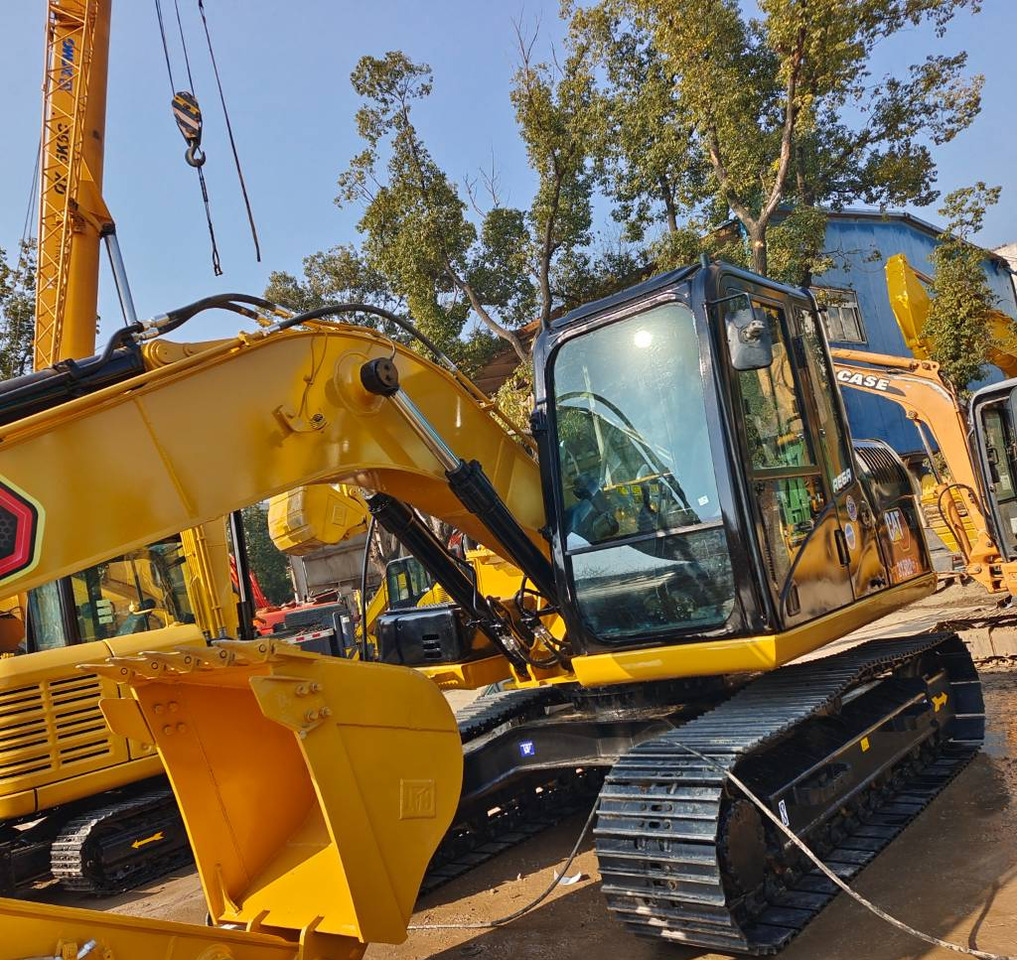 CATERPILLAR 313D2GC - Pelle sur chenille: photos 1 CATERPILLAR 313D2GC - Pelle sur chenille: photos 1