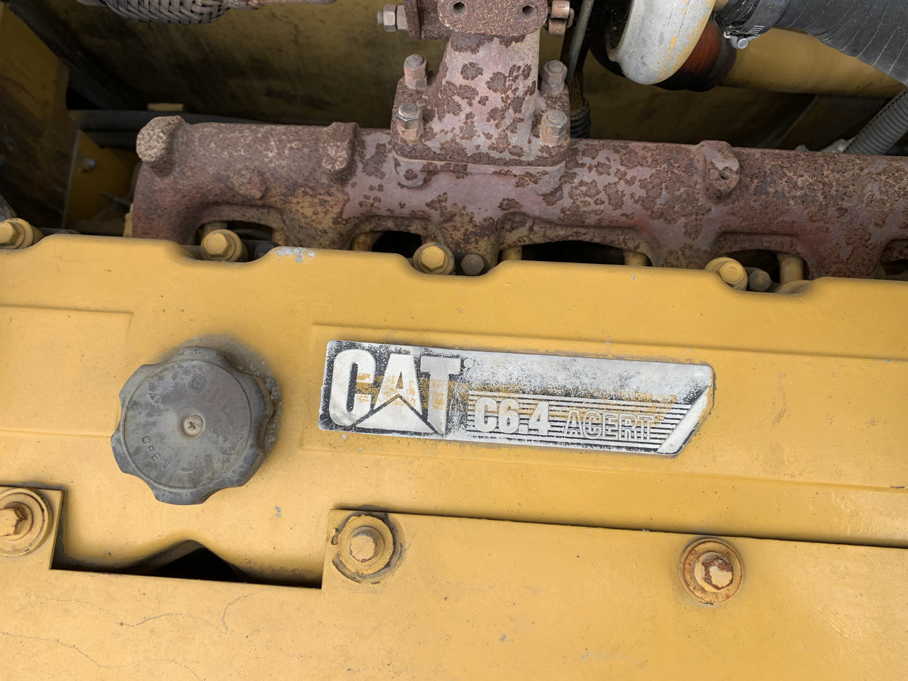 CATERPILLAR 320D2 - Pelle sur pneus: photos 2 CATERPILLAR 320D2 - Pelle sur pneus: photos 2