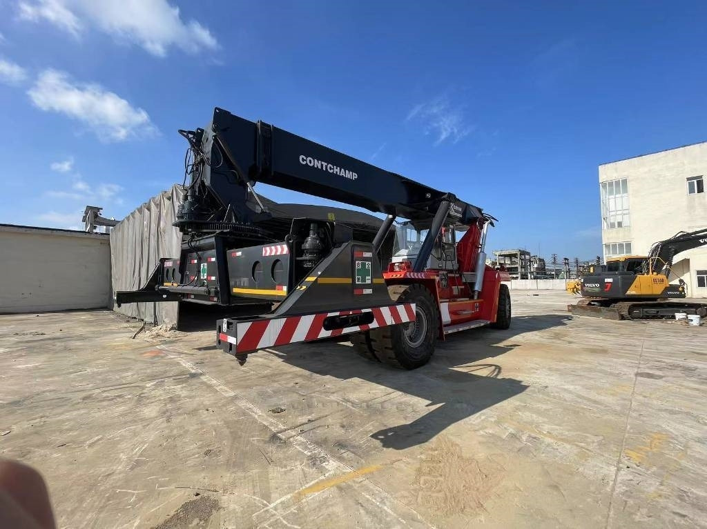 Kalmar DRF 450-650S5 - Grue tout-terrain: photos 2 Kalmar DRF 450-650S5 - Grue tout-terrain: photos 2