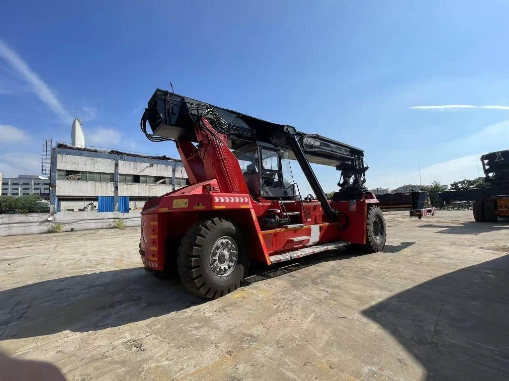 Kalmar DRF 450-650S5 - Grue tout-terrain: photos 1 Kalmar DRF 450-650S5 - Grue tout-terrain: photos 1