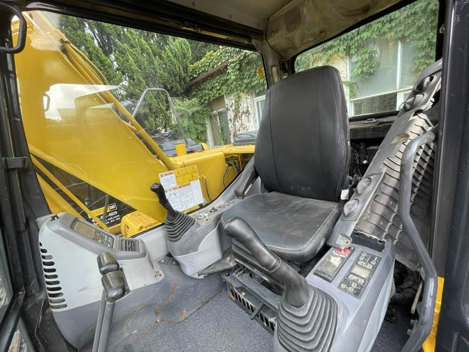 Mini pelle Komatsu PC130: photos 11
