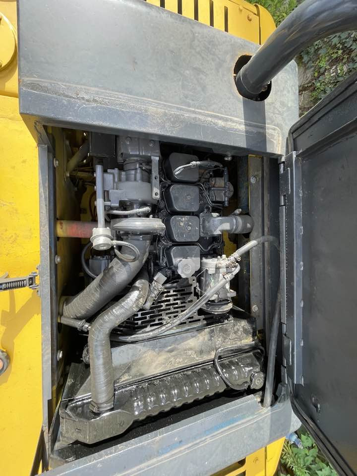 Pelle sur pneus Komatsu PW160: photos 19