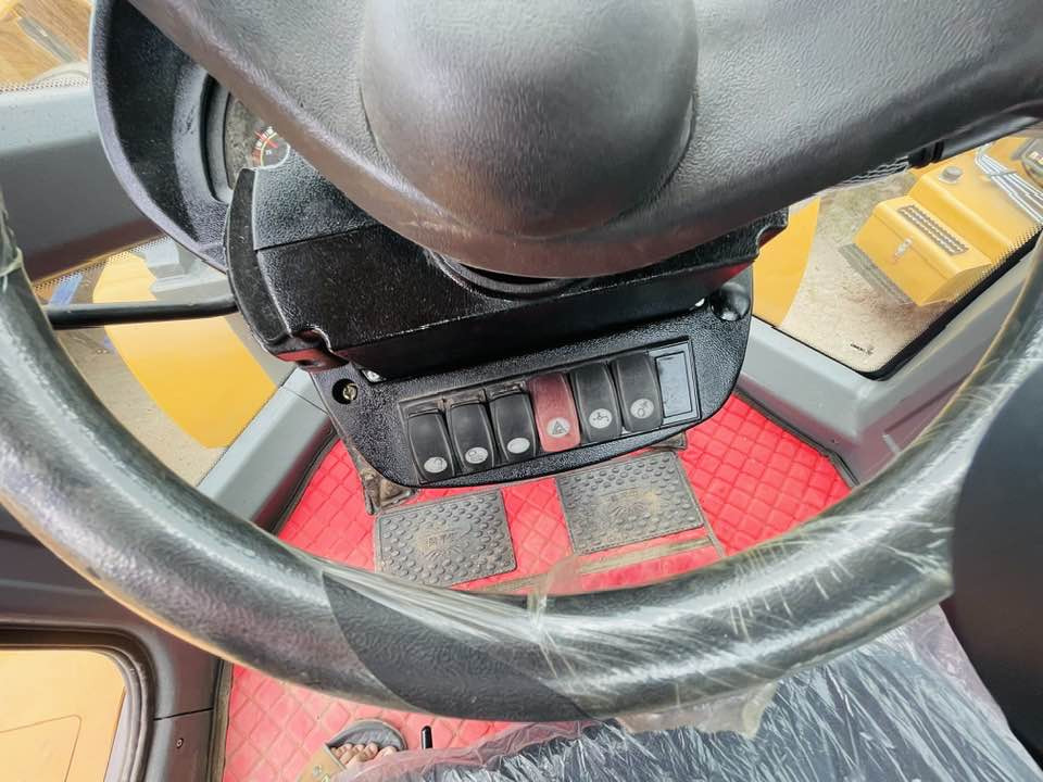 XCMG ZL50GN - Chargeuse sur pneus: photos 4 XCMG ZL50GN - Chargeuse sur pneus: photos 4