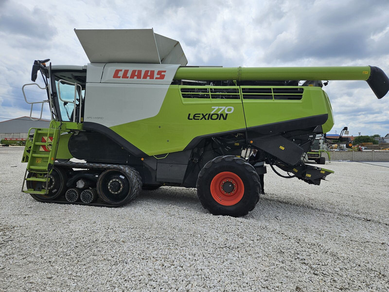 Claas Lexion 770 TT - Moissonneuse-batteuse: photos 2 Claas Lexion 770 TT - Moissonneuse-batteuse: photos 2