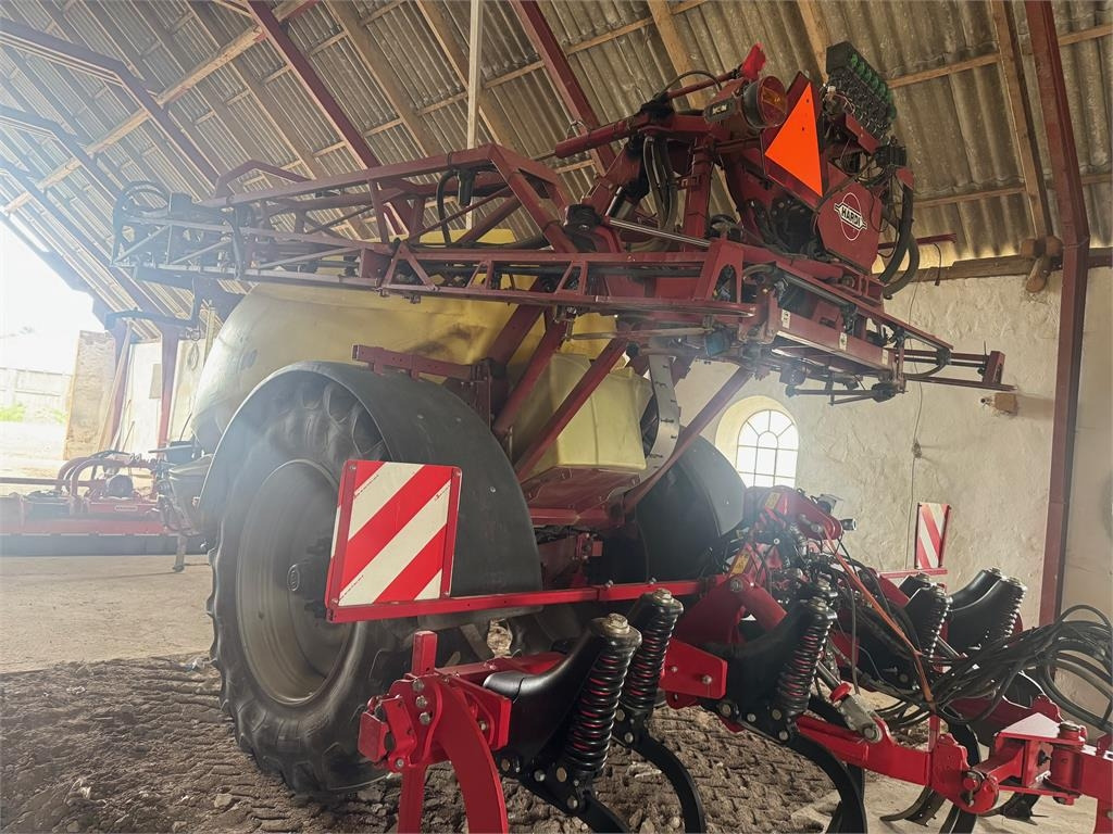 Hardi NAVIGATOR 6000L - Pulvérisateur traîné: photos 2 Hardi NAVIGATOR 6000L - Pulvérisateur traîné: photos 2