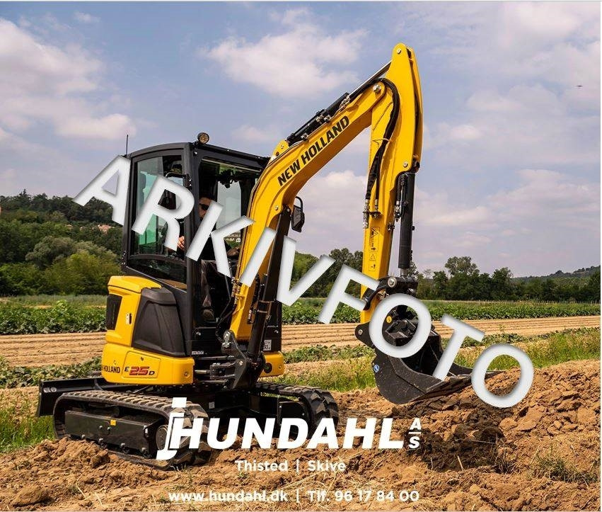 New Holland E19D CAB AG - Pelle sur chenille: photos 1 New Holland E19D CAB AG - Pelle sur chenille: photos 1