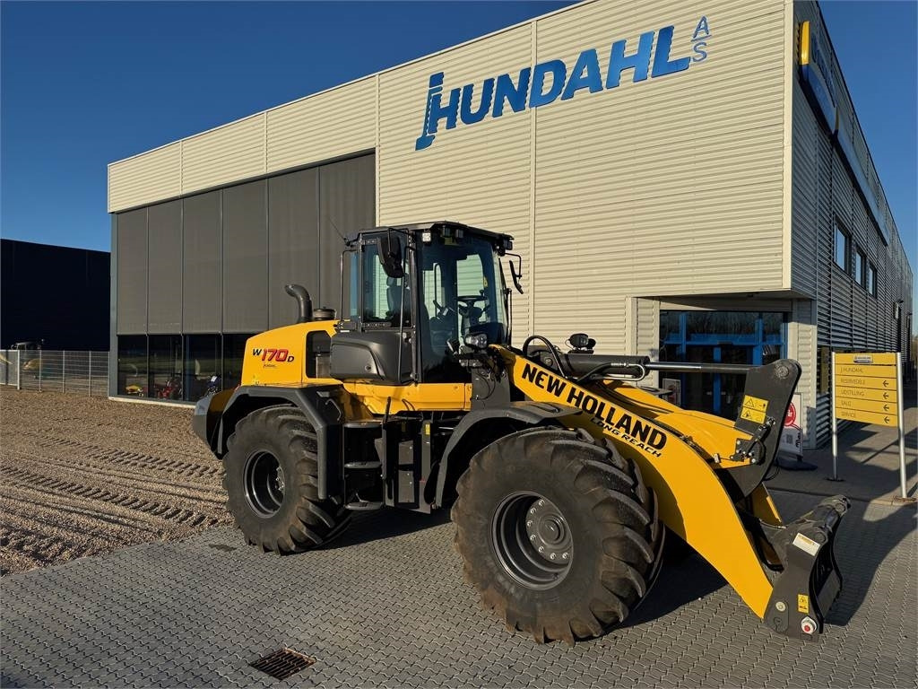 New Holland W170D2 TRIN 5-Z - Chargeuse sur pneus: photos 1 New Holland W170D2 TRIN 5-Z - Chargeuse sur pneus: photos 1