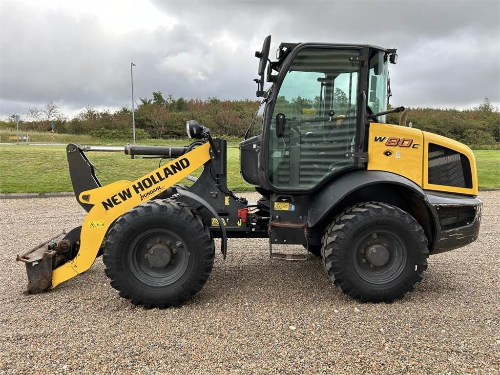 New Holland W80C ZB HS-AG - Chargeuse sur pneus: photos 4 New Holland W80C ZB HS-AG - Chargeuse sur pneus: photos 4