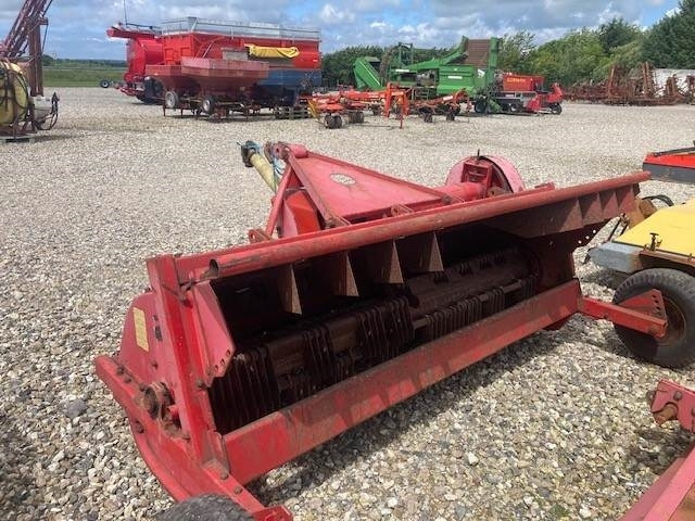 Taarup SKT2100 - Matériel de fenaison: photos 4 Taarup SKT2100 - Matériel de fenaison: photos 4