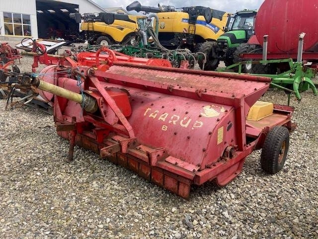 Taarup SKT2100 - Matériel de fenaison: photos 2 Taarup SKT2100 - Matériel de fenaison: photos 2