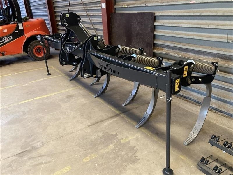 Agro-Tom 4 meter m. lift - Bineuse: photos 2 Agro-Tom 4 meter m. lift - Bineuse: photos 2