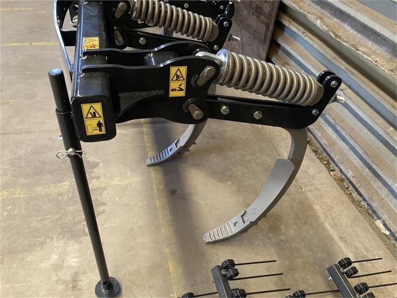 Agro-Tom 4 meter m. lift - Bineuse: photos 3 Agro-Tom 4 meter m. lift - Bineuse: photos 3