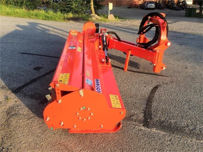 - - - Boxer 2.40 sideforskud klipper - Broyeur d'accotement: photos 2 - - - Boxer 2.40 sideforskud klipper - Broyeur d'accotement: photos 2