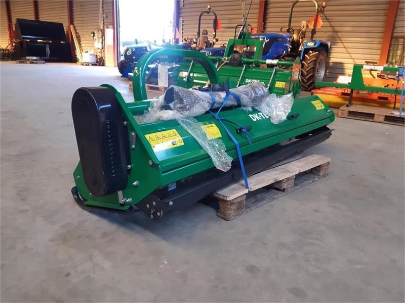 Dk-Tec 220cm - Broyeur à axe horizontal: photos 3 Dk-Tec 220cm - Broyeur à axe horizontal: photos 3