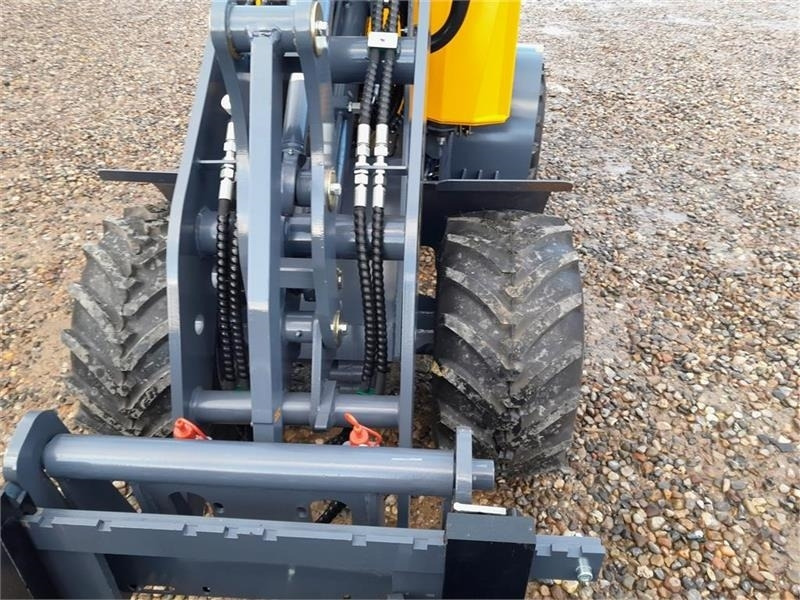 Eurotrac W11 Mellem arm - Valet de ferme: photos 3 Eurotrac W11 Mellem arm - Valet de ferme: photos 3