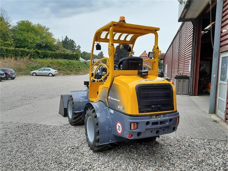 Eurotrac W12 - Valet de ferme: photos 3 Eurotrac W12 - Valet de ferme: photos 3