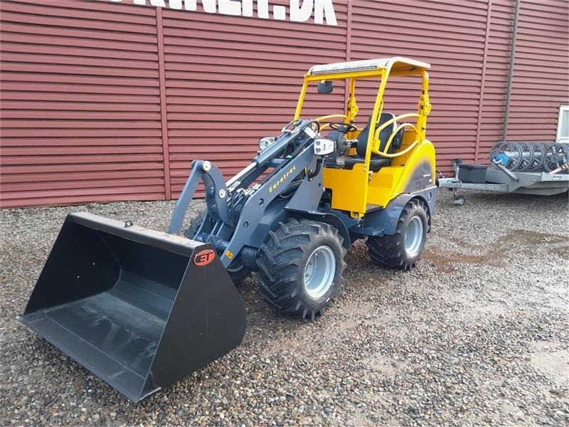 Eurotrac W12 Eurotrac W12s m. mellem arm - Valet de ferme: photos 3 Eurotrac W12 Eurotrac W12s m. mellem arm - Valet de ferme: photos 3