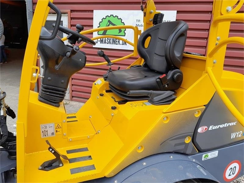 Valet de ferme Eurotrac W12 F XL: photos 14