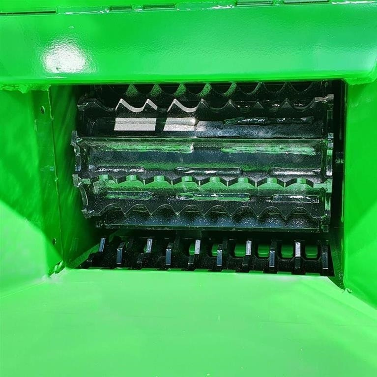- - - FLISHUGGER TIL TRAKTOR KAPACITET OP TIL Ø25 - Broyeur de végétaux: photos 5 - - - FLISHUGGER TIL TRAKTOR KAPACITET OP TIL Ø25 - Broyeur de végétaux: photos 5