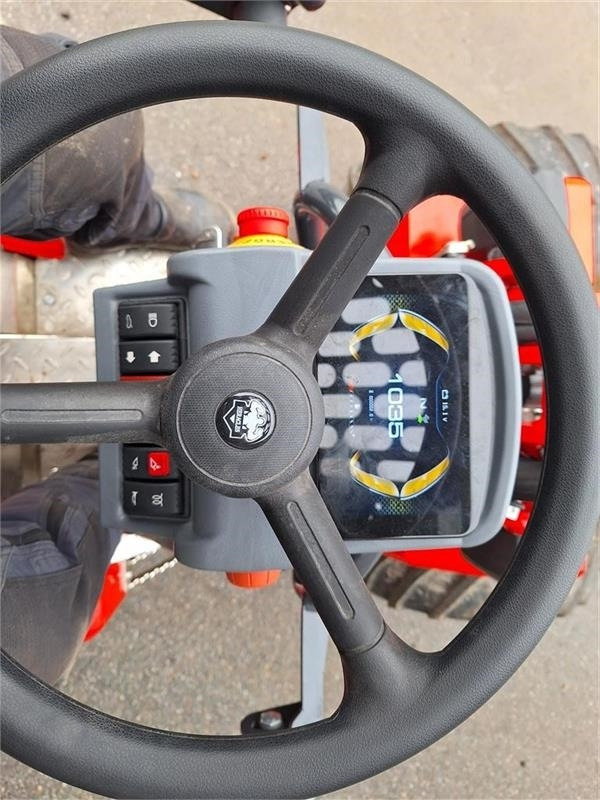Valet de ferme Heracles H190+: photos 14